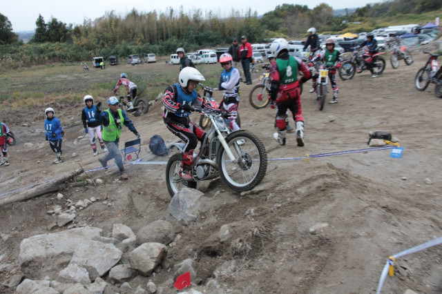 シビアなラインを外さないようにぃぃ。