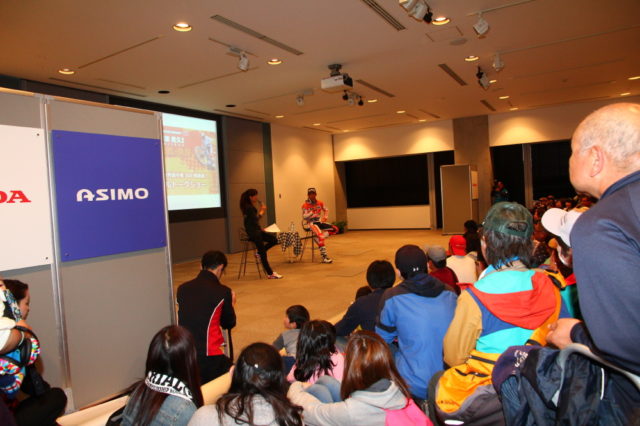 いつもながら笑いあり、笑いありの藤波選手のトークショー