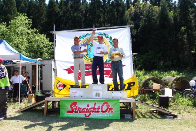 60歳代クラス表彰。