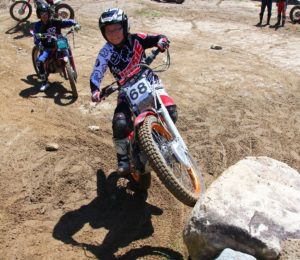 フローティングターン!