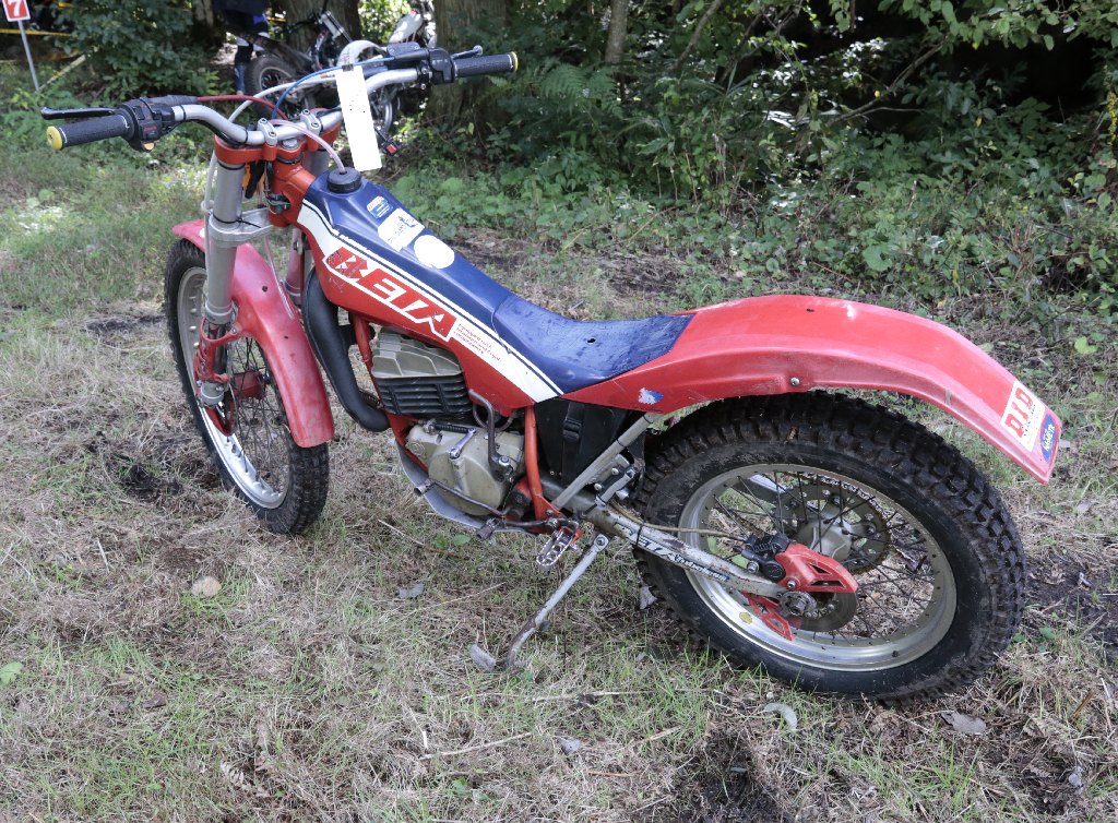 三木一司さんの「自分用スペシャル」よく見て下さい。かなり特別な仕様です。