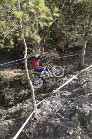 第10セクションの岩盤