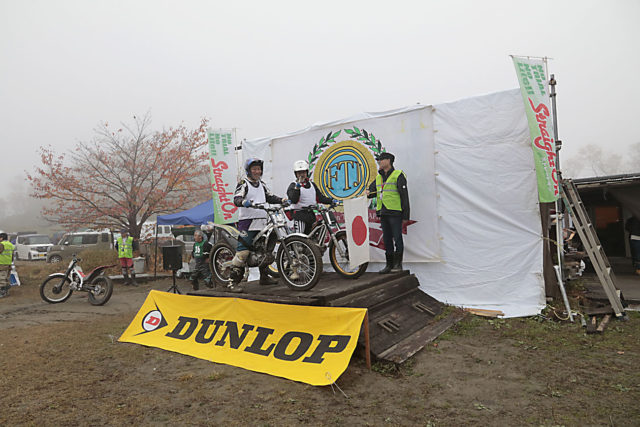 2台ずつ、1分間隔で。さあスタート。4時間30分の自分探しの旅!?