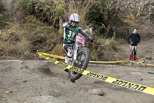 全日本レディースにも参戦する佐々木淳子選手。カッコイイ！
